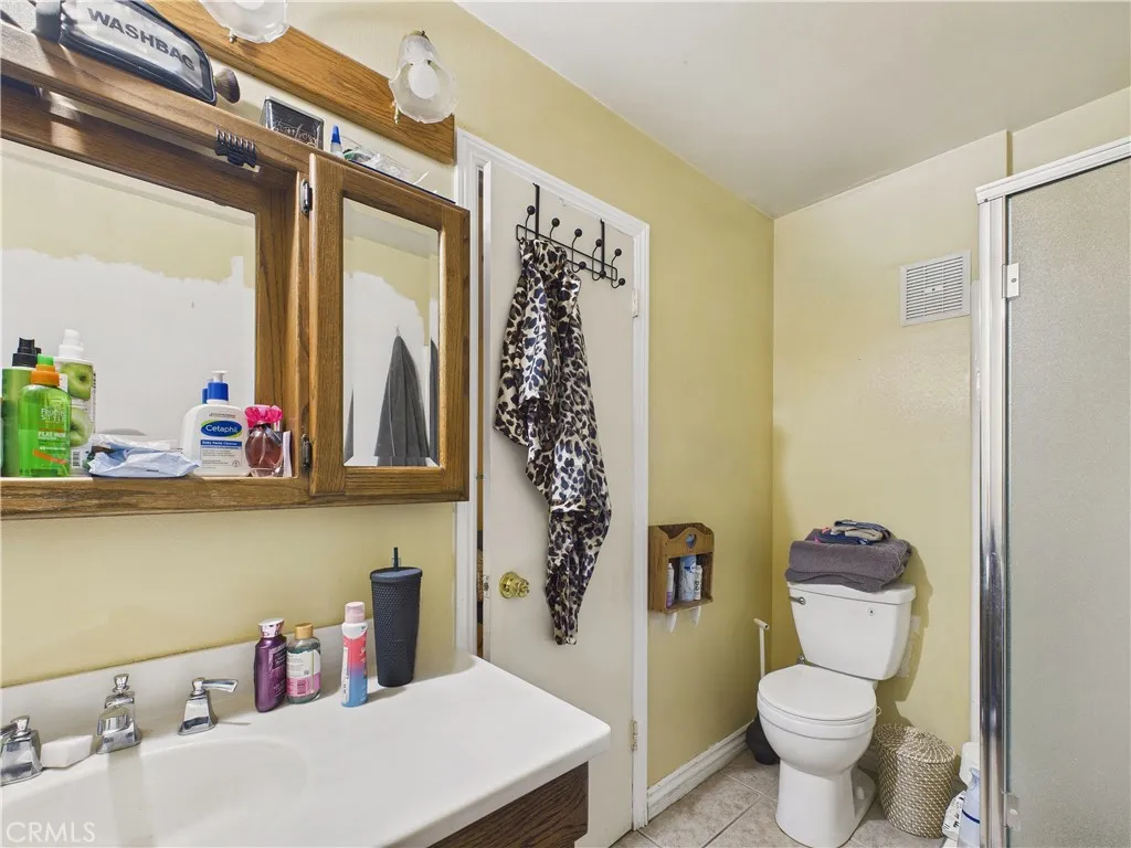 1875 N N. Shattuck, Orange, California 90720 home-pic-15